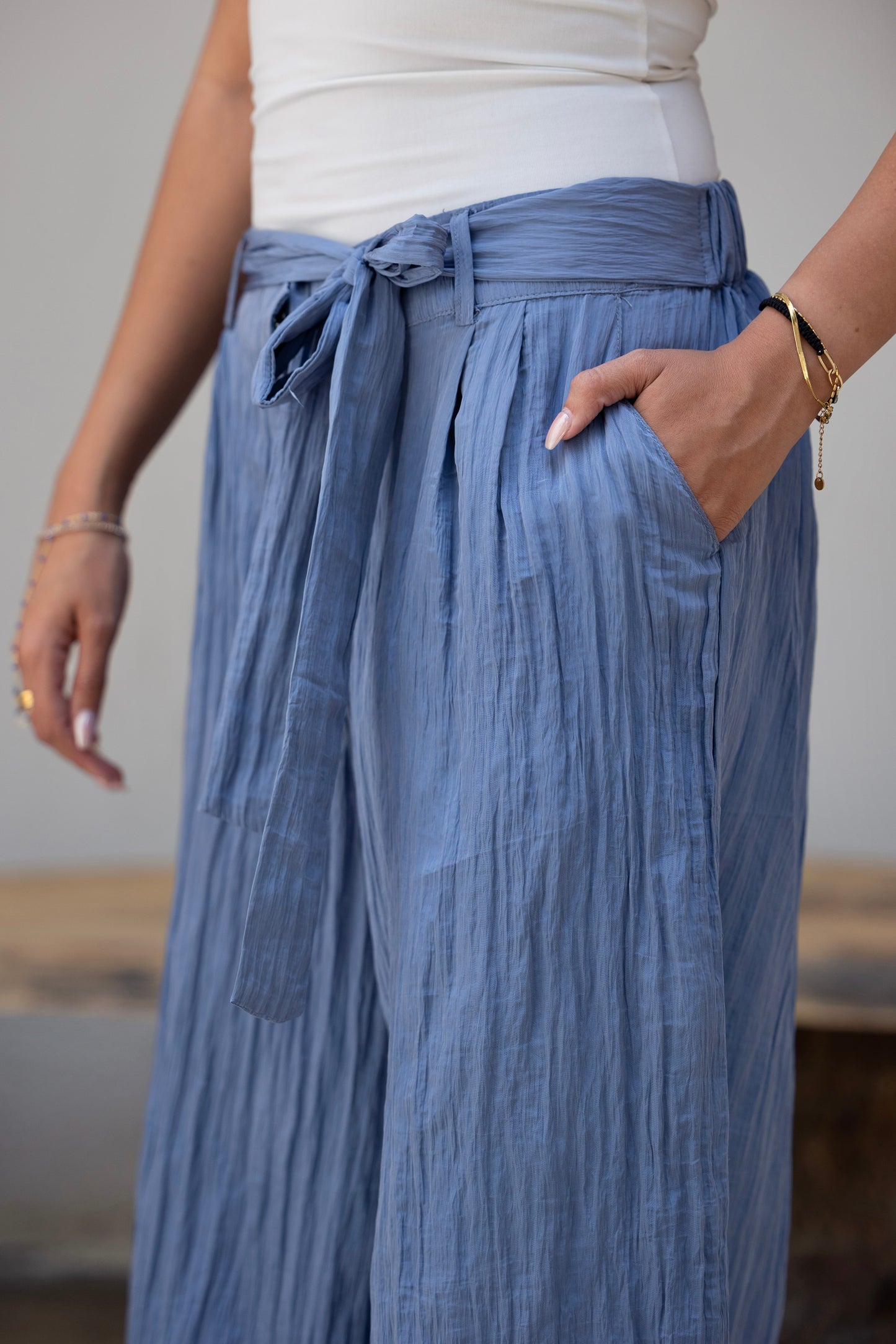 Soft Petal Flow-Blue