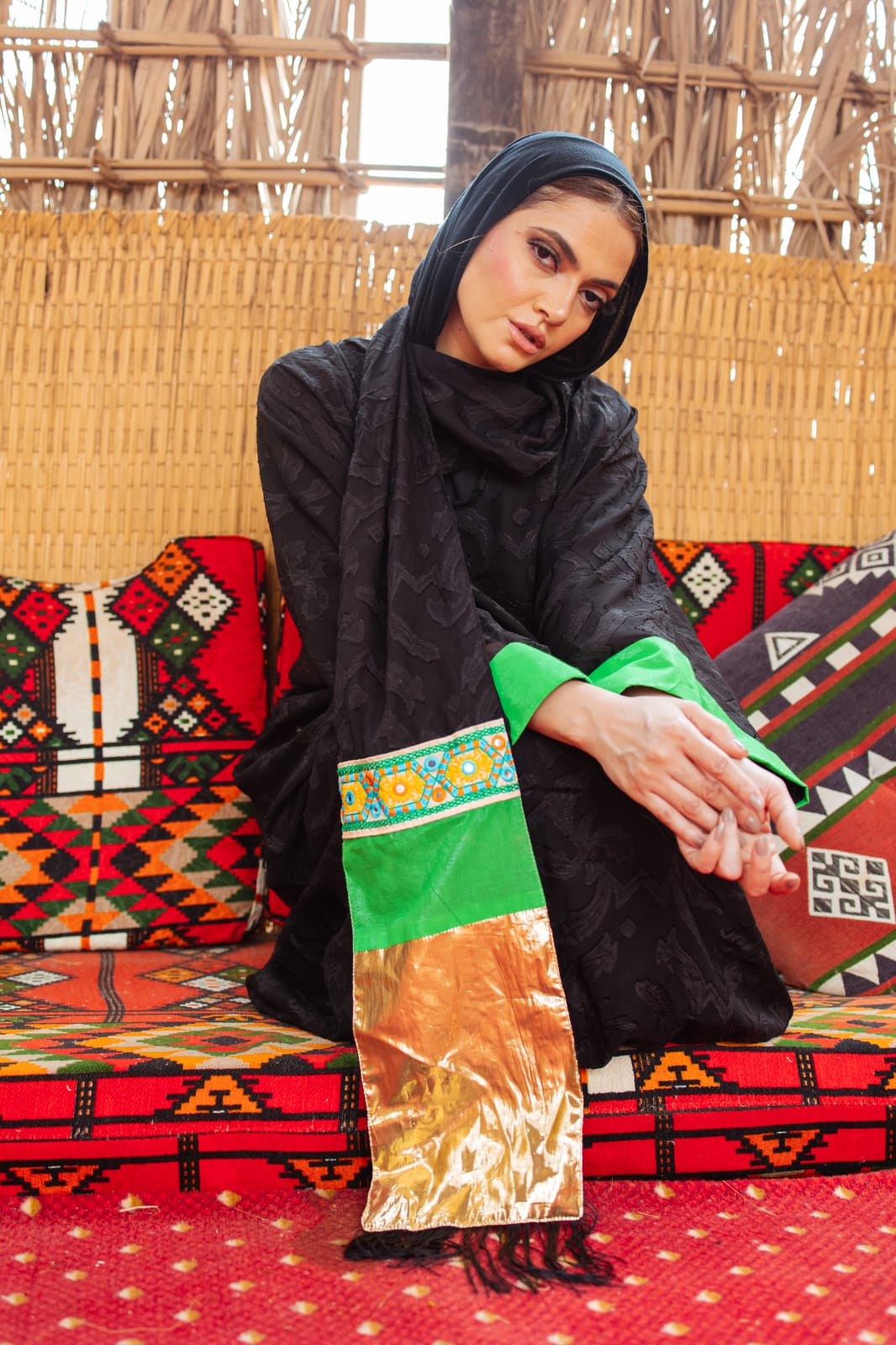 Ebony Emerald Abaya