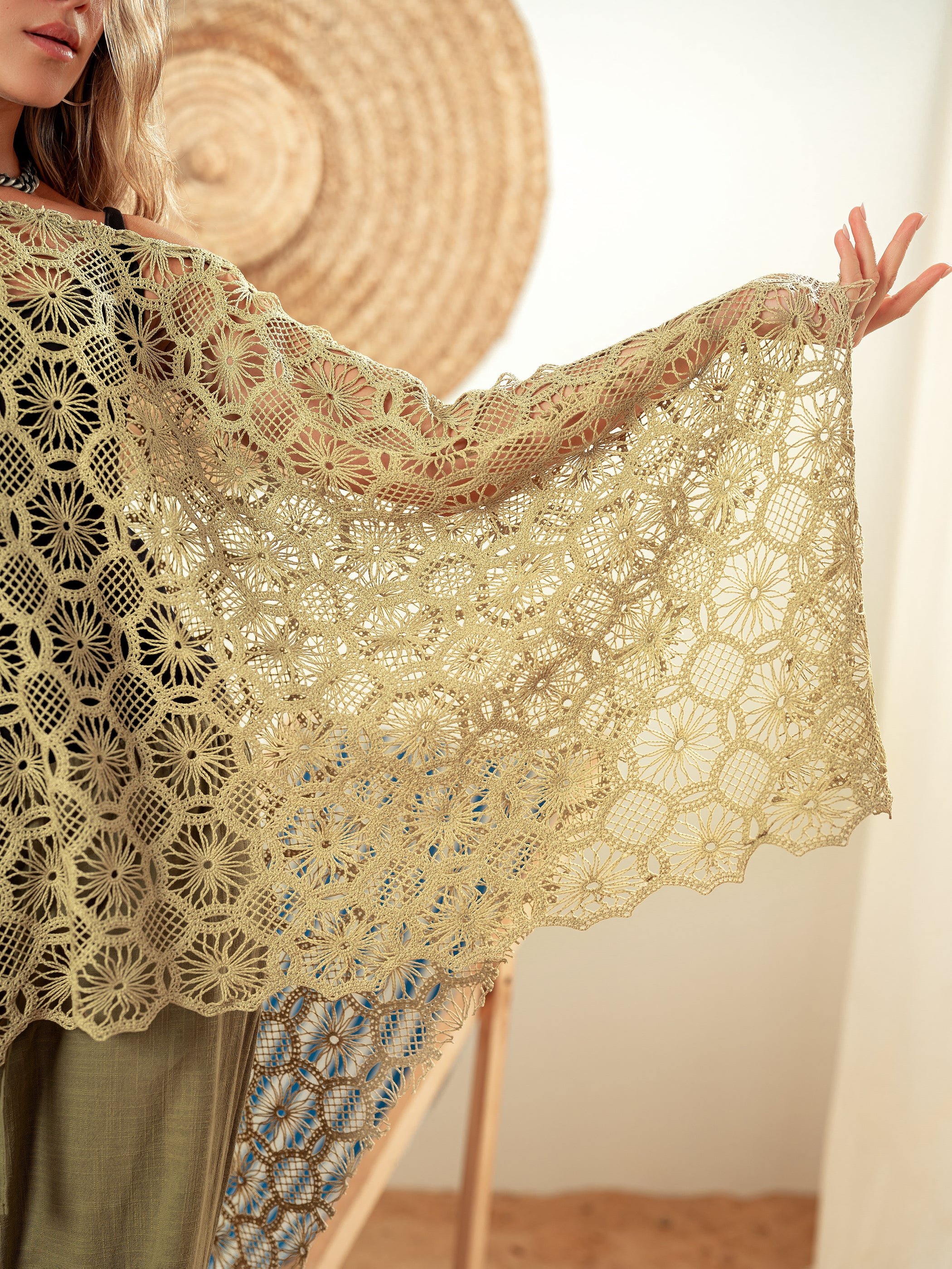 Poncho- olive