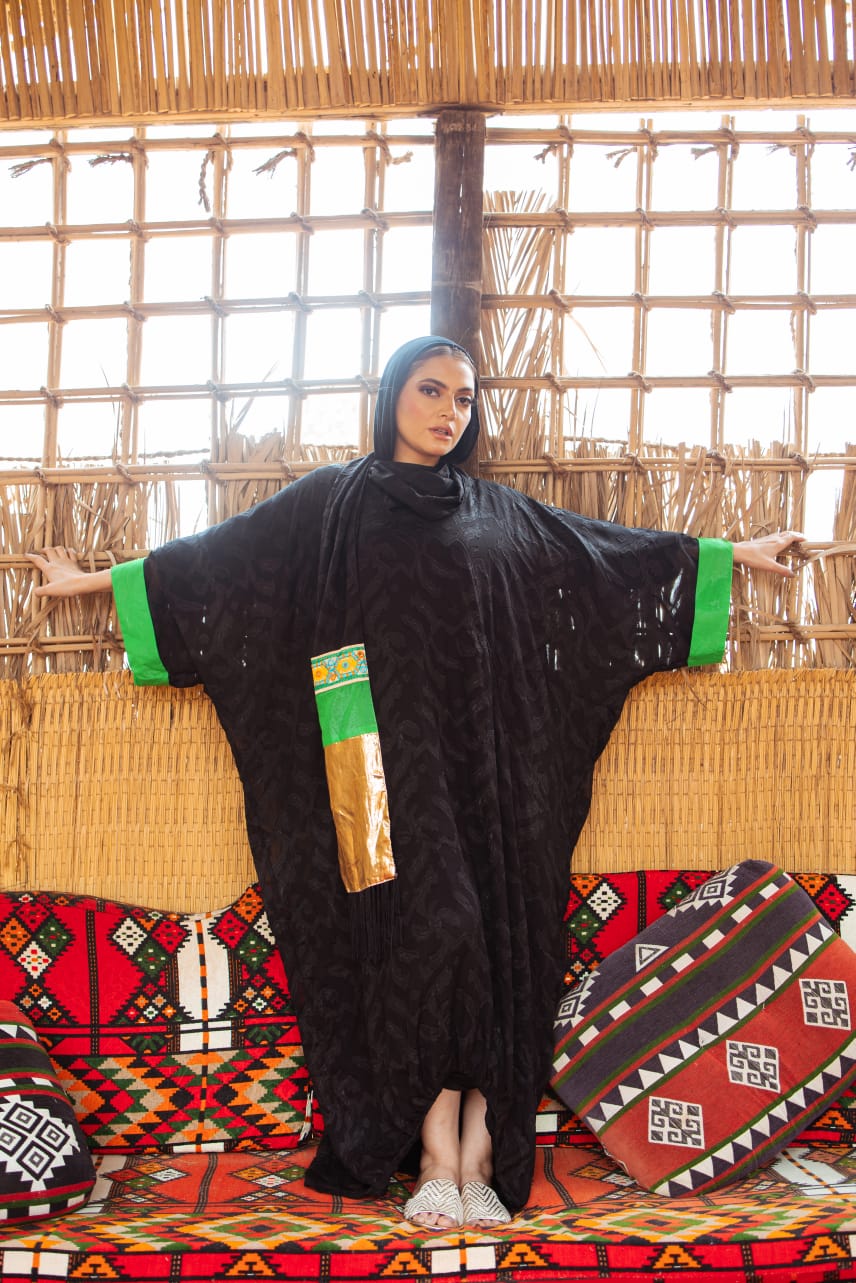 Ebony Emerald Abaya